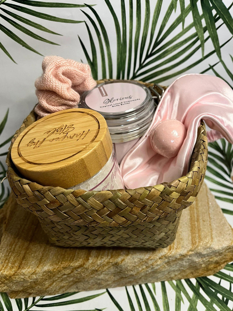 Body and Bath Basket Gift Hamper - Hamper My Style